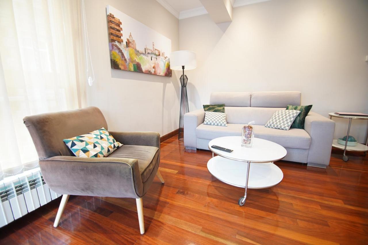 Piso Grande Y Luminoso En El Casco Viejo De Bilbao Apartman Kültér fotó